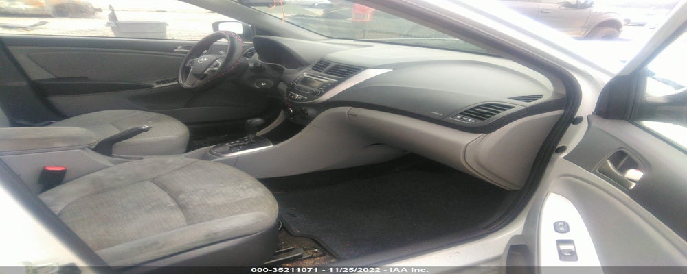 KMHCT4AE6HU380127 2017 HYUNDAI ACCENT photo no. 5