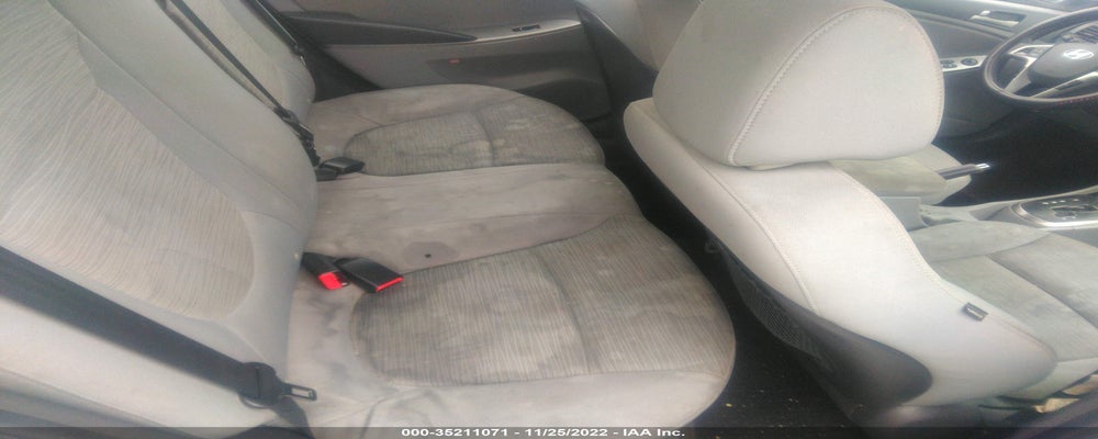 KMHCT4AE6HU380127 2017 HYUNDAI ACCENT photo no. 8