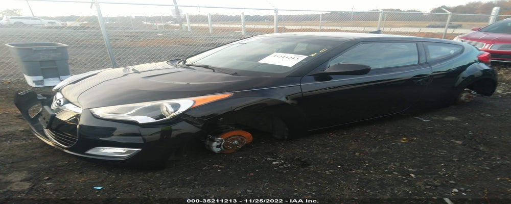 KMHTC6AD1DU165316 2013 HYUNDAI VELOSTER photo no. 2