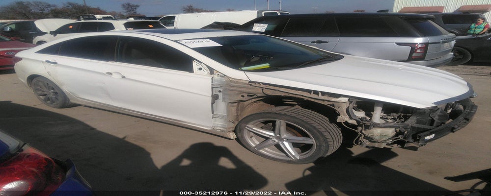 5NPEC4AB3BH235843 2011 HYUNDAI SONATA photo no. 17