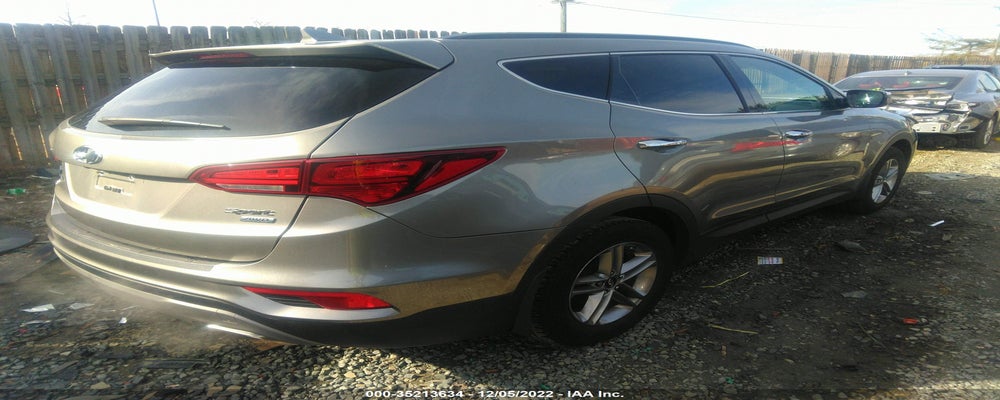 5XYZUDLB0HG415423 2017 HYUNDAI SANTA FE SPORT photo no. 4