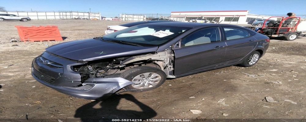 KMHCT4AE2FU931294 2015 HYUNDAI ACCENT photo no. 2