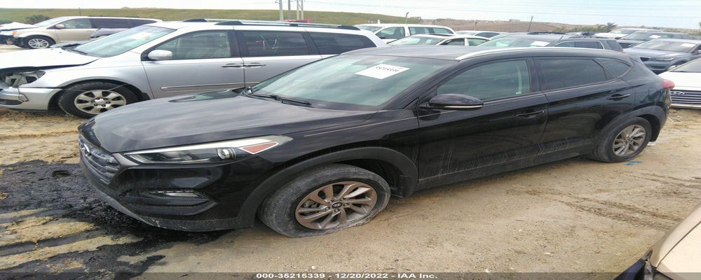 KM8J33A2XGU165064 2016 HYUNDAI TUCSON photo no. 2