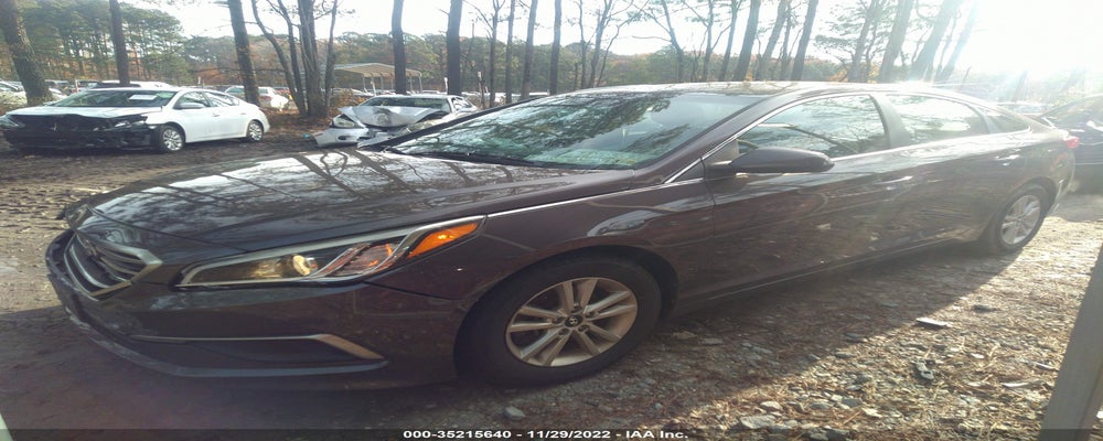 5NPE24AF5HH492064 2017 HYUNDAI SONATA photo no. 2