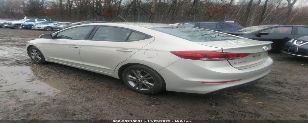 KMHD84LF4HU328121 2017 HYUNDAI ELANTRA photo no. 3