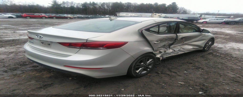 KMHD84LF4HU328121 2017 HYUNDAI ELANTRA photo no. 4