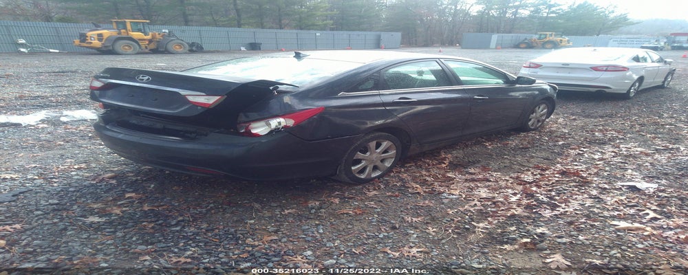 5NPEB4AC6BH092124 2011 HYUNDAI SONATA photo no. 4