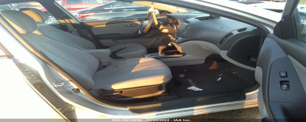 KMHDU4AD6AU863390 2010 HYUNDAI ELANTRA photo no. 5
