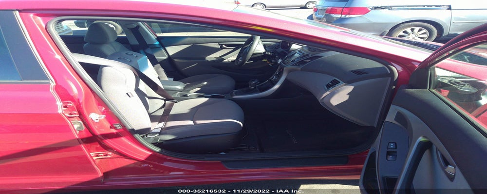 KMHDH4AE2GU476423 2016 HYUNDAI ELANTRA photo no. 5