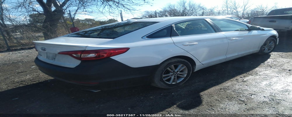 5NPE24AF5FH226928 2015 HYUNDAI SONATA photo no. 4