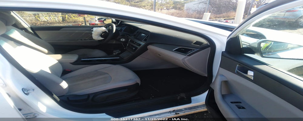 5NPE24AF5FH226928 2015 HYUNDAI SONATA photo no. 5