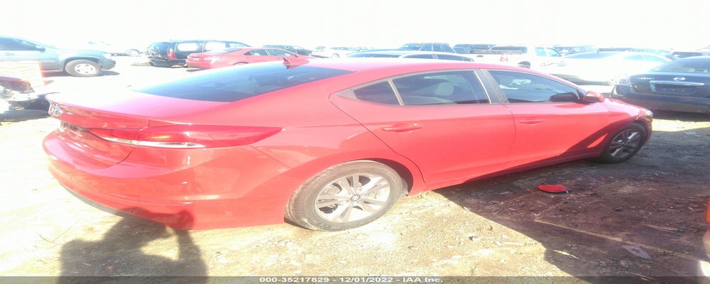 5NPD84LF2HH070051 2017 HYUNDAI ELANTRA photo no. 4