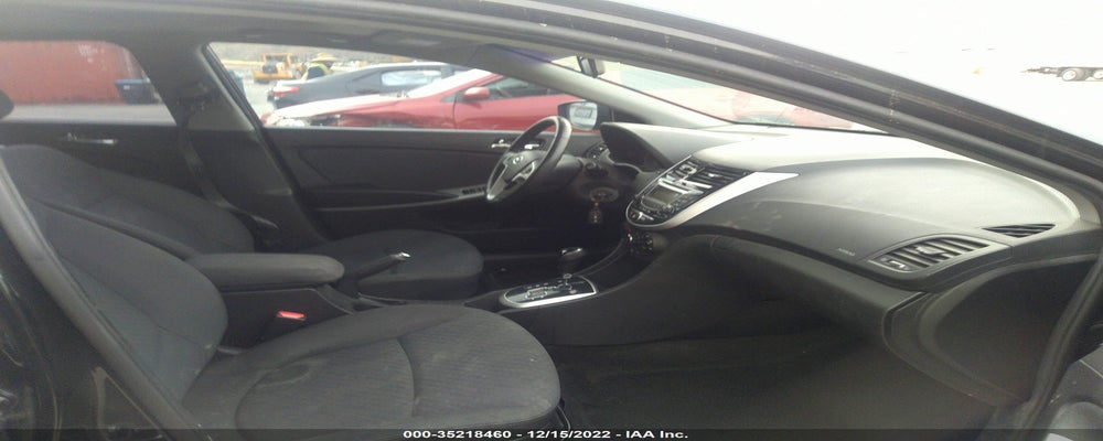 KMHCU5AEXDU064968 2013 HYUNDAI ACCENT photo no. 5