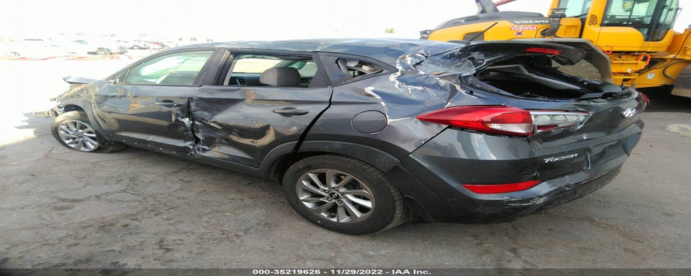 KM8J23A41GU158993 2016 HYUNDAI TUCSON photo no. 3