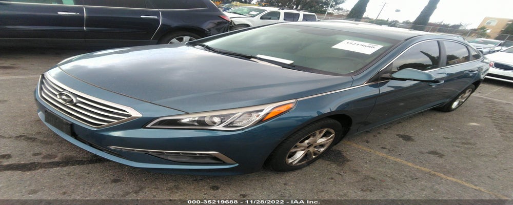 5NPE24AF8FH250981 2015 HYUNDAI SONATA photo no. 2