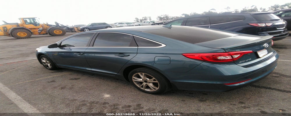 5NPE24AF8FH250981 2015 HYUNDAI SONATA photo no. 3