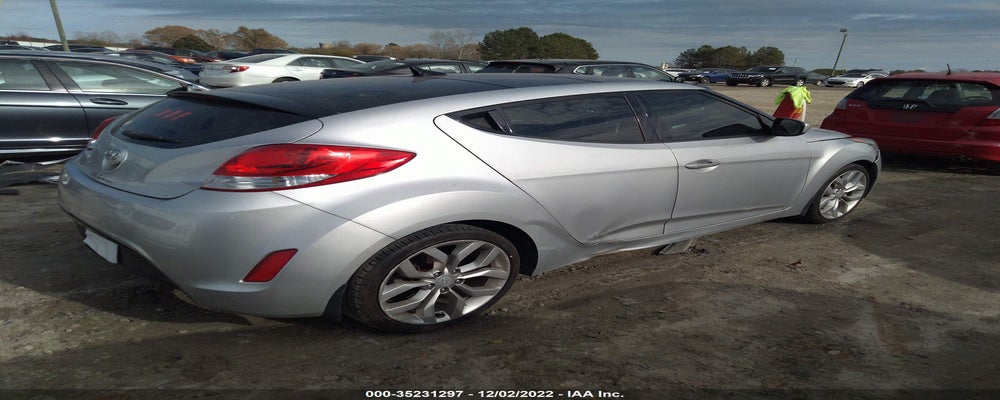KMHTC6AD5CU078176 2012 HYUNDAI VELOSTER photo no. 4