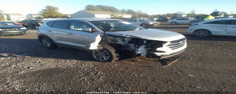 KM8J2CA40JU651569 2018 HYUNDAI TUCSON photo no. 1