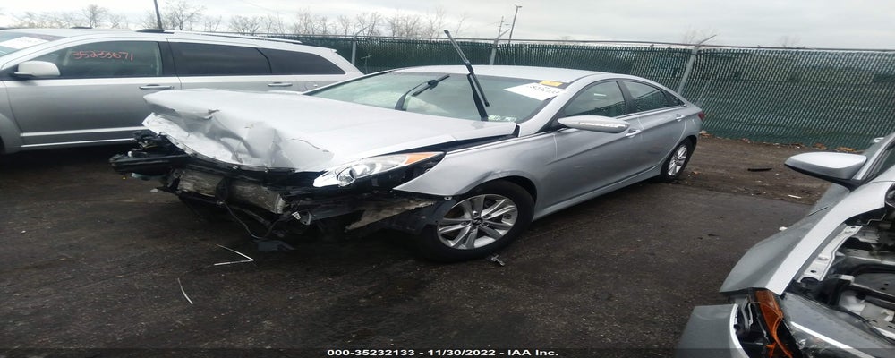 5NPEB4AC8EH939438 2014 HYUNDAI SONATA photo no. 2