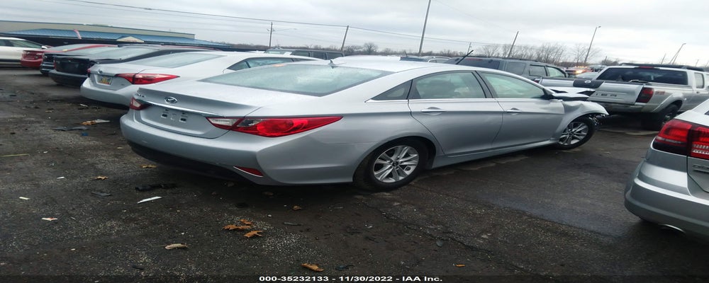 5NPEB4AC8EH939438 2014 HYUNDAI SONATA photo no. 4