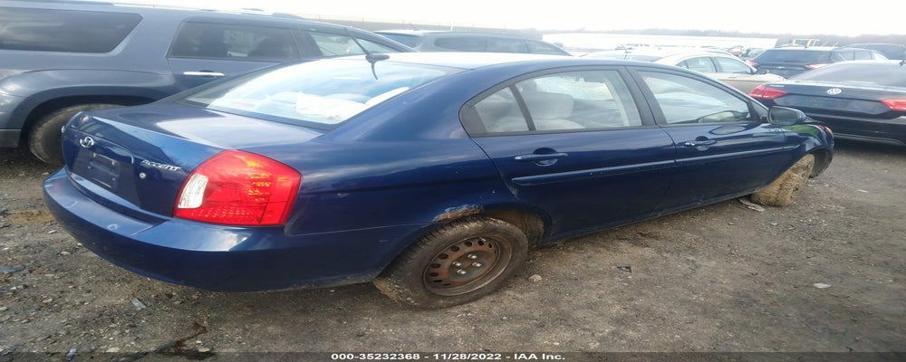 KMHCN4AC1AU416854 2010 HYUNDAI ACCENT photo no. 4
