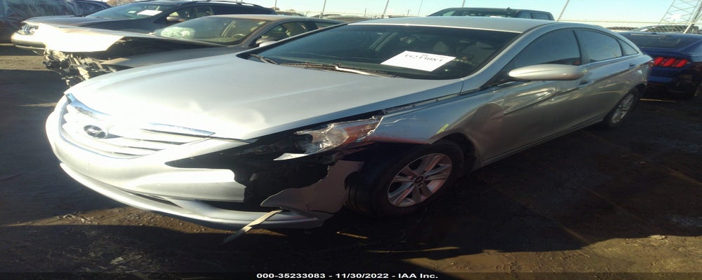 5NPEB4AC2DH584393 2013 HYUNDAI SONATA photo no. 2
