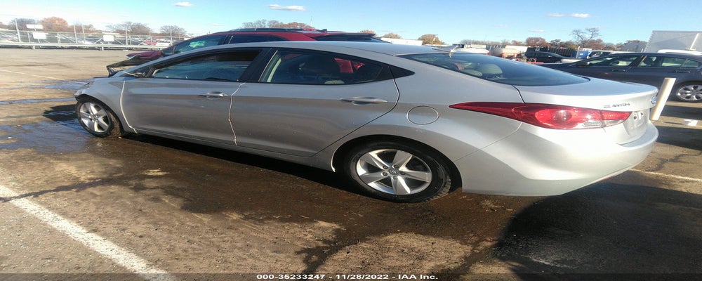 5NPDH4AE6DH302476 2013 HYUNDAI ELANTRA photo no. 3
