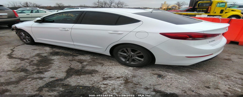 5NPD84LF3HH167873 2017 HYUNDAI ELANTRA photo no. 3