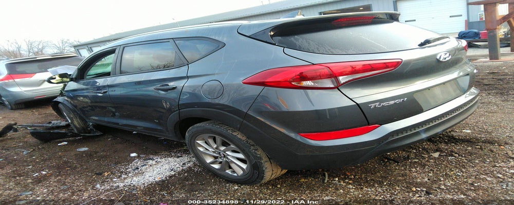 KM8J3CA4XJU623601 2018 HYUNDAI TUCSON photo no. 3