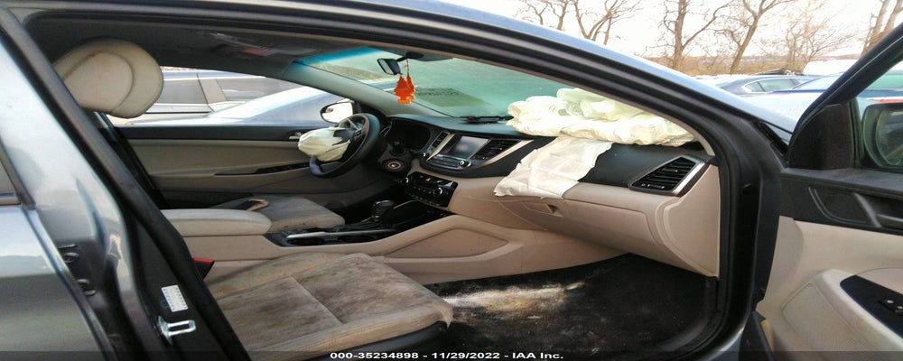 KM8J3CA4XJU623601 2018 HYUNDAI TUCSON photo no. 5