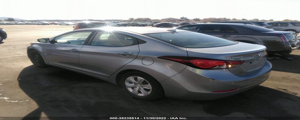 5NPDH4AE5GH756271 2016 HYUNDAI ELANTRA photo no. 3