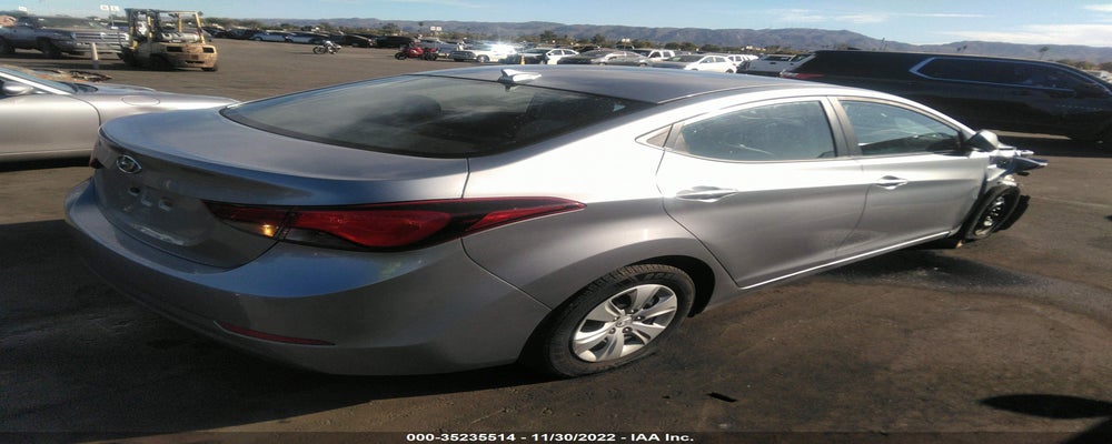 5NPDH4AE5GH756271 2016 HYUNDAI ELANTRA photo no. 4