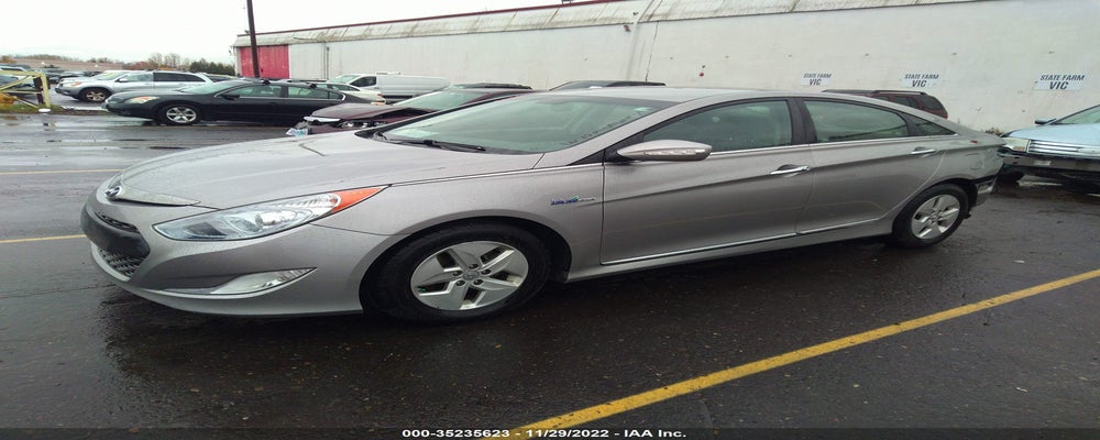 KMHEC4A42BA018210 2011 HYUNDAI SONATA photo no. 2
