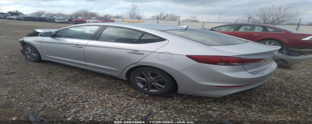 5NPD84LF4JH369238 2018 HYUNDAI ELANTRA photo no. 3
