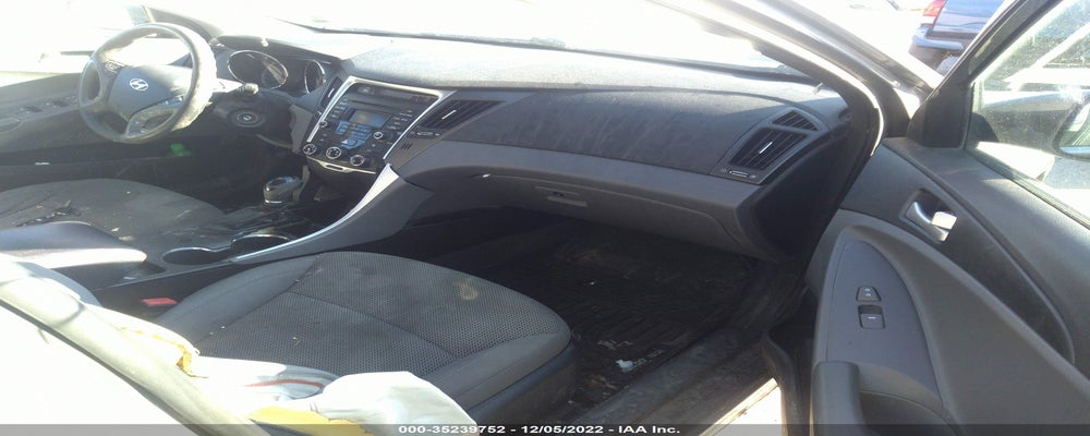 5NPEB4AC0EH819519 2014 HYUNDAI SONATA photo no. 5