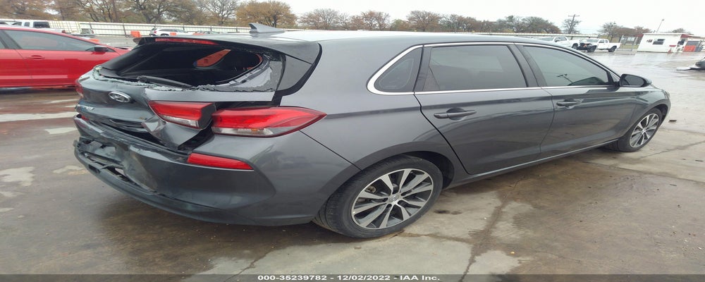 KMHH35LE5KU090879 2019 HYUNDAI ELANTRA GT photo no. 4