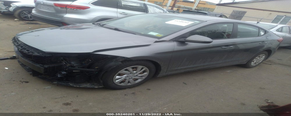 5NPD74LFXJH252878 2018 HYUNDAI ELANTRA photo no. 2
