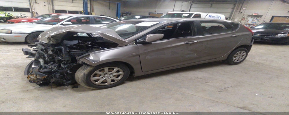 KMHCT5AE8EU165317 2014 HYUNDAI ACCENT photo no. 2