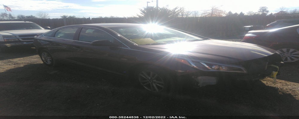 5NPE24AF9FH033990 2015 HYUNDAI SONATA photo no. 3