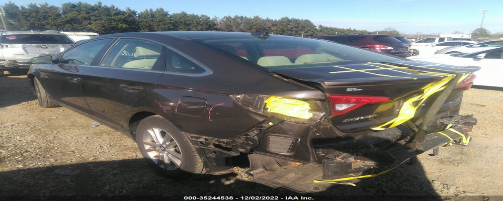 5NPE24AF9FH033990 2015 HYUNDAI SONATA photo no. 3