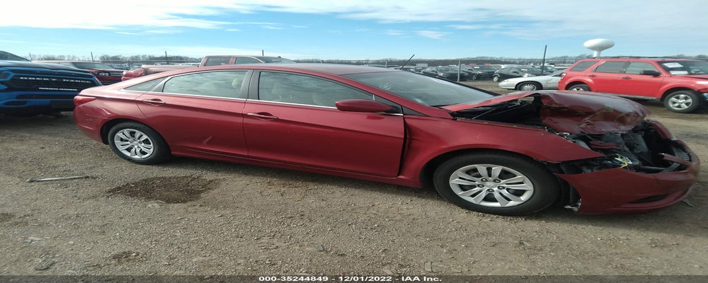 5NPEB4AC1BH230765 2011 HYUNDAI SONATA photo no. 1