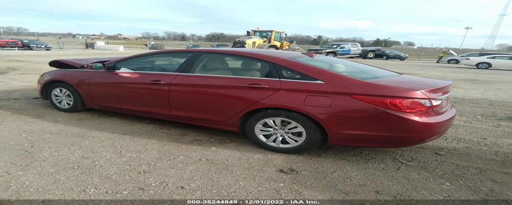 5NPEB4AC1BH230765 2011 HYUNDAI SONATA photo no. 3
