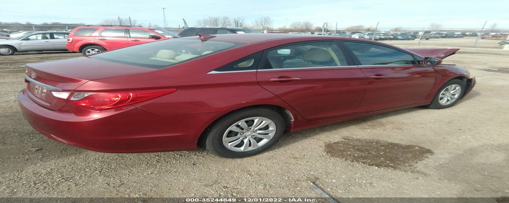 5NPEB4AC1BH230765 2011 HYUNDAI SONATA photo no. 4