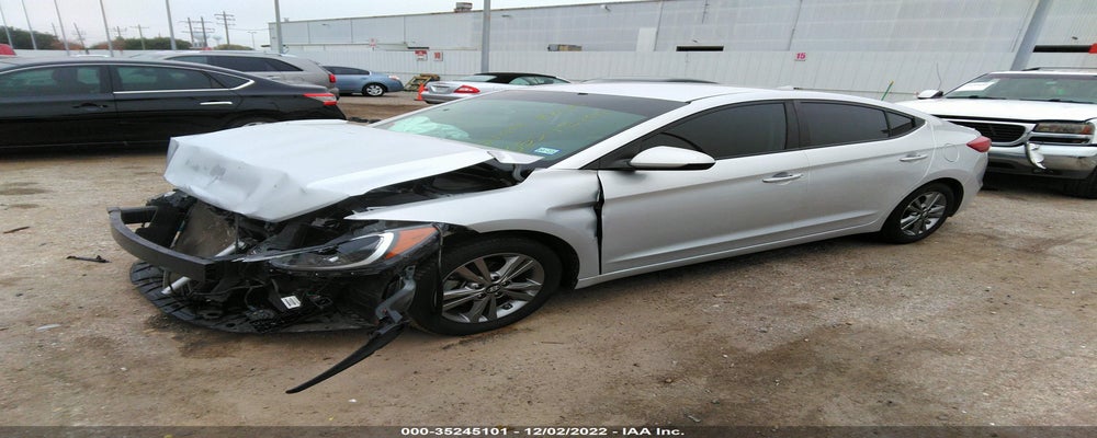 5NPD84LF5JH393404 2018 HYUNDAI ELANTRA photo no. 2