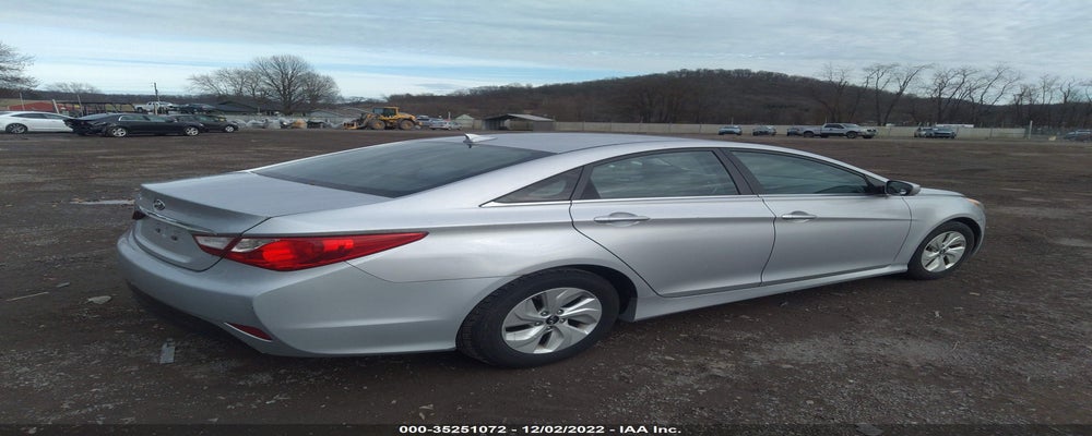 5NPEB4AC7EH817962 2014 HYUNDAI SONATA photo no. 4