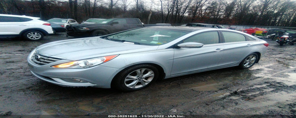 5NPEC4ACXDH604743 2013 HYUNDAI SONATA photo no. 2