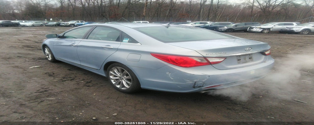 5NPEC4AC4BH227677 2011 HYUNDAI SONATA photo no. 3