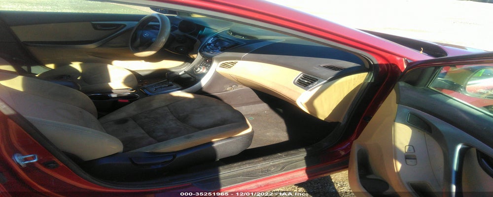 5NPDH4AE1DH389879 2013 HYUNDAI ELANTRA photo no. 5