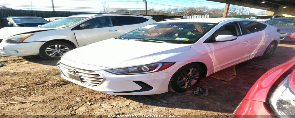 5NPD84LF6HH038669 2017 HYUNDAI ELANTRA photo no. 2