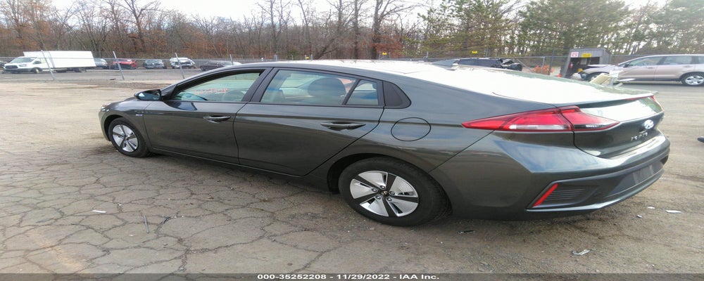 KMHC65LC8LU235608 2020 HYUNDAI IONIQ HYBRID photo no. 3